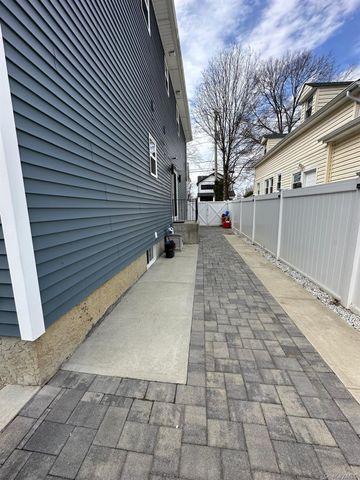 599 Park Avenue, West Hempstead, NY 11552