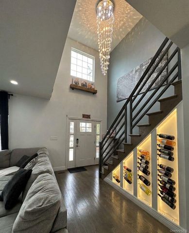 599 Park Avenue, West Hempstead, NY 11552