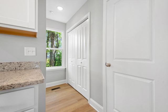 1228 Sholar Avenue, Chattanooga, TN 37406