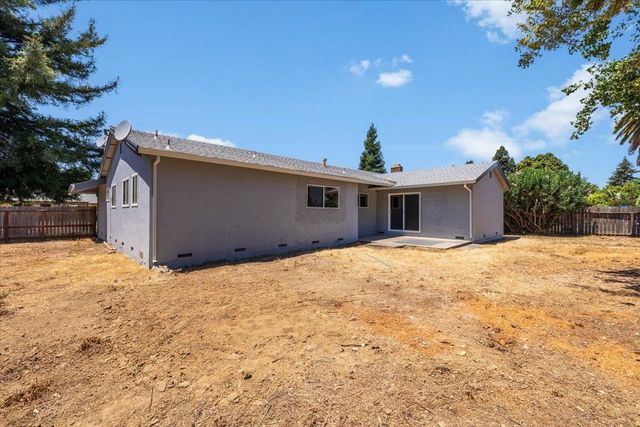 1744 Franquette Dr, Yuba City, CA 95991