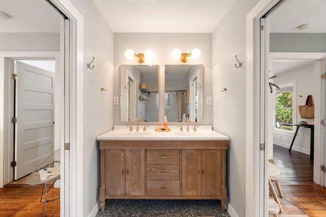 403 W 55th ST, Austin, TX 78751
