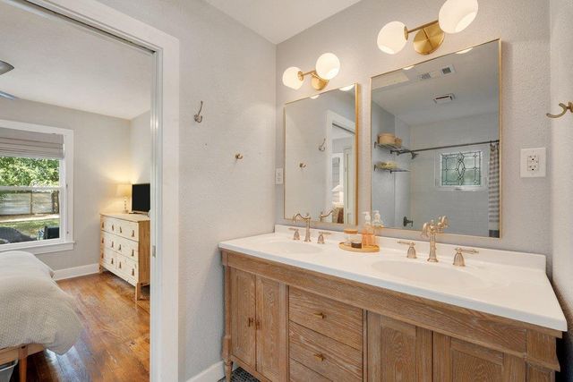 403 W 55th ST, Austin, TX 78751