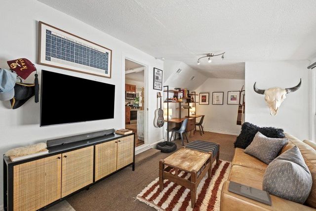 403 W 55th ST, Austin, TX 78751