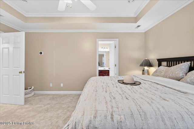 6015 Sweetbay Dr, Crestwood, KY 40014