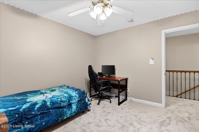 6015 Sweetbay Dr, Crestwood, KY 40014