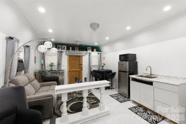 3100 Swanquarter Drive, Charlotte, NC 28262