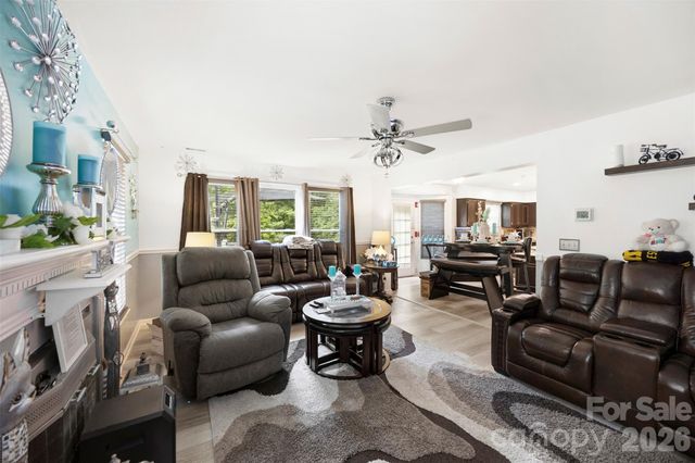 3100 Swanquarter Drive, Charlotte, NC 28262