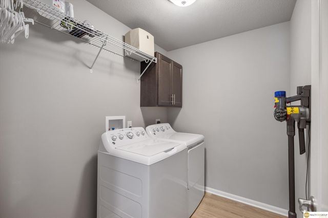 18621 Willow Street, Omaha, NE 68136