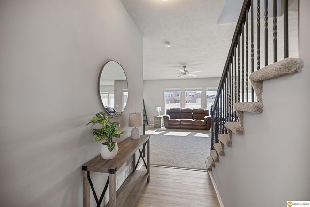 18621 Willow Street, Omaha, NE 68136