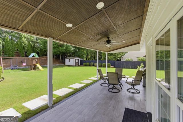 107 Creekstone Way, Acworth, GA 30101