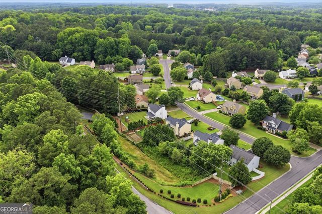 107 Creekstone Way, Acworth, GA 30101
