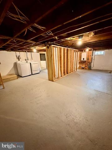 1832 PENNINGTON RD, Ewing Twp, NJ 08618