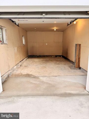 1832 PENNINGTON RD, Ewing Twp, NJ 08618