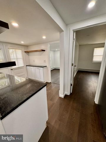 1832 PENNINGTON RD, Ewing Twp, NJ 08618