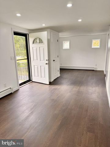 1832 PENNINGTON RD, Ewing Twp, NJ 08618