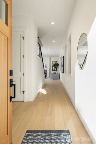 15016 SE 22nd Street, Bellevue, WA 98007