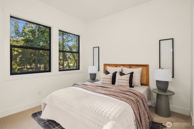 15016 SE 22nd Street, Bellevue, WA 98007