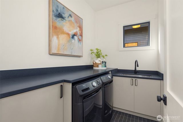 15016 SE 22nd Street, Bellevue, WA 98007