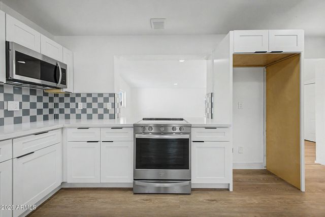6220 S 46TH Place, Phoenix, AZ 85042