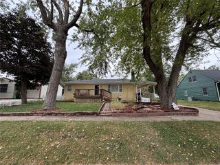 1902 W 4th Street, Perry, IA 50220