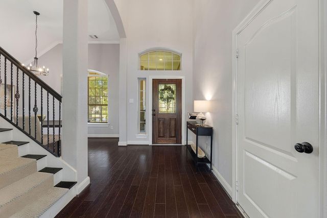 31 S Victoriana Circle, Spring, TX 77389