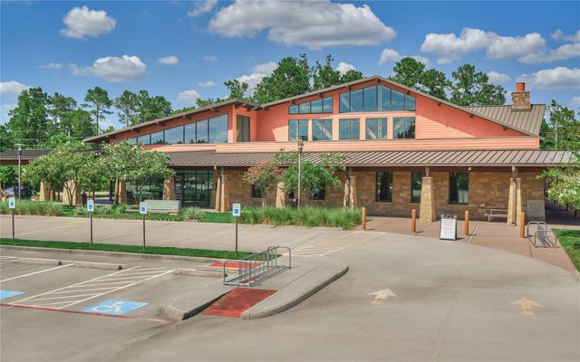 31 S Victoriana Circle, Spring, TX 77389