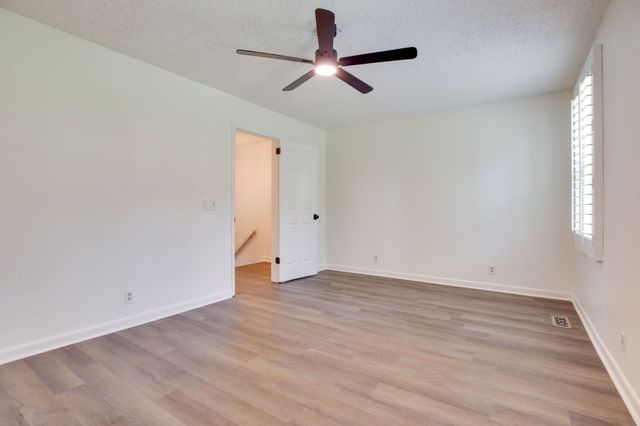 5510 Country Dr Apt 84, Nashville, TN 37211