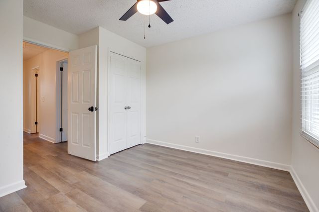 5510 Country Dr Apt 84, Nashville, TN 37211