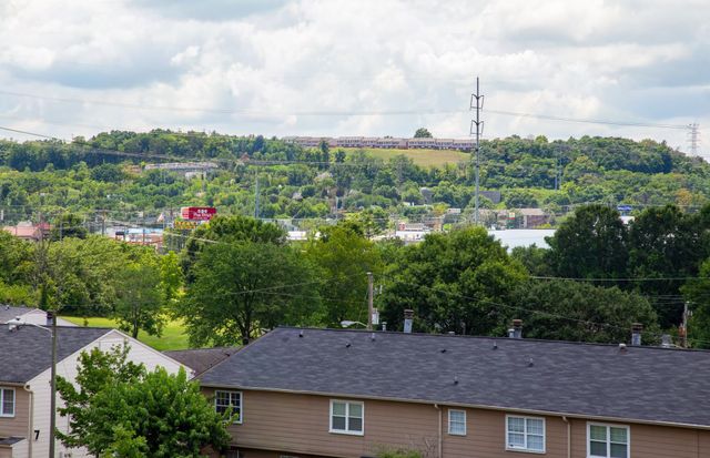 5510 Country Dr Apt 84, Nashville, TN 37211