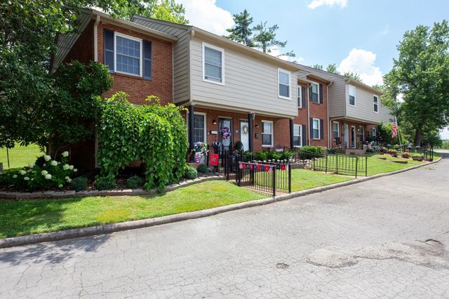 5510 Country Dr Apt 84, Nashville, TN 37211