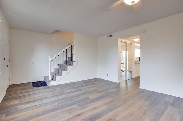 5510 Country Dr Apt 84, Nashville, TN 37211