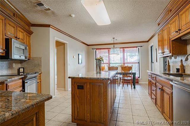 174 Parkhill Place, Bartlesville, OK 74006