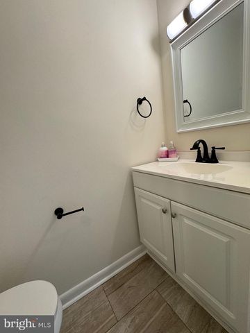 2706 2ND ST SE, Washington, DC 20032