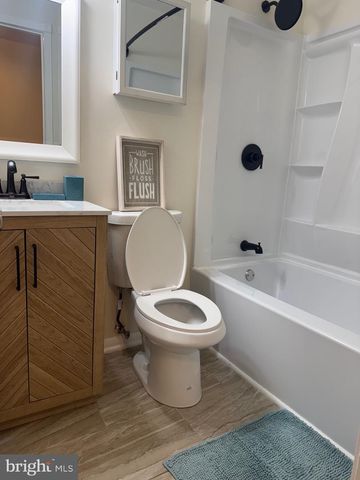 2706 2ND ST SE, Washington, DC 20032