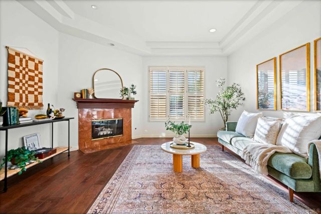 7455 Draper Ave 2, La Jolla, CA 92037