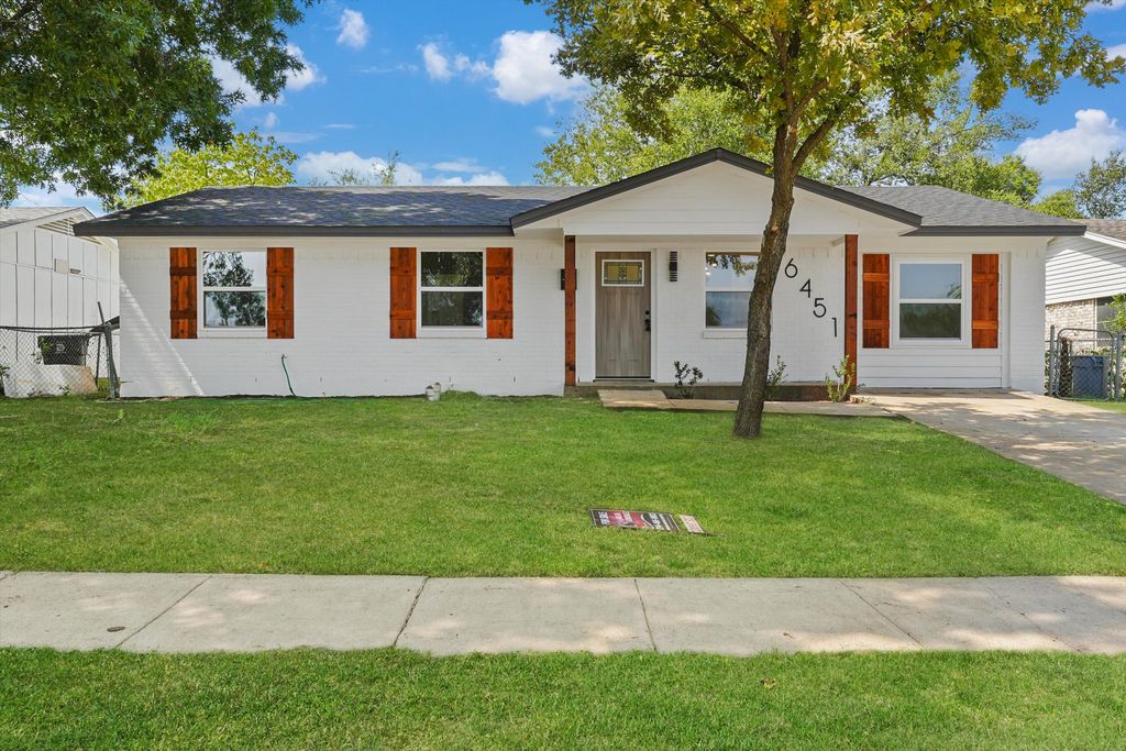 6451 Leaning Oaks Street, Dallas, TX 75241