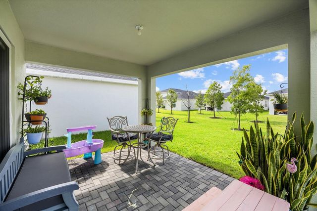 11202 NW FERNBROOK Drive, Port St. Lucie, FL 34987