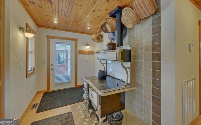 202 Dove Lane, Morganton, GA 30560