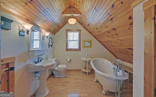 202 Dove Lane, Morganton, GA 30560