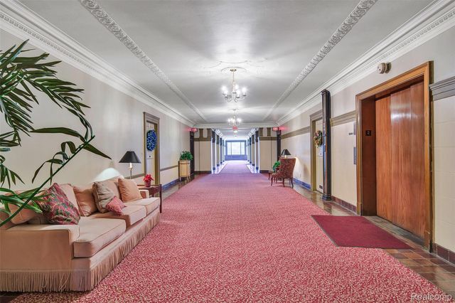 8120 E Jefferson Avenue 1B1, Detroit, MI 48214