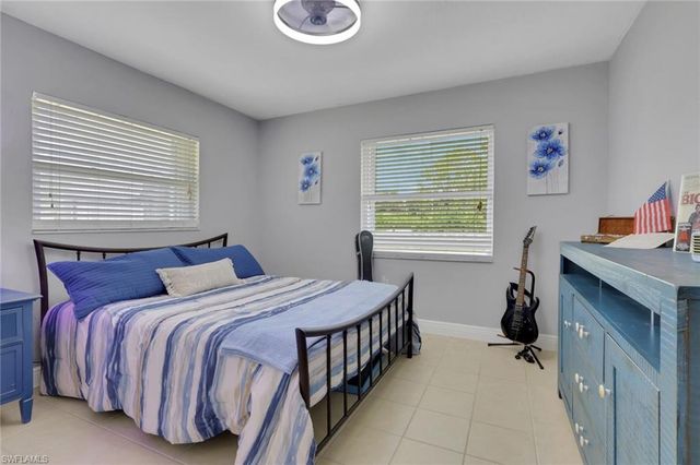 640 27th ST SW, Naples, FL 34117