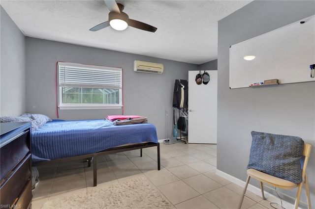 640 27th ST SW, Naples, FL 34117