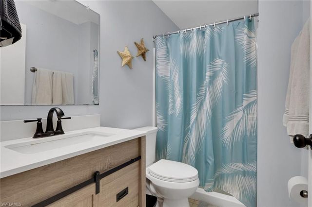 640 27th ST SW, Naples, FL 34117