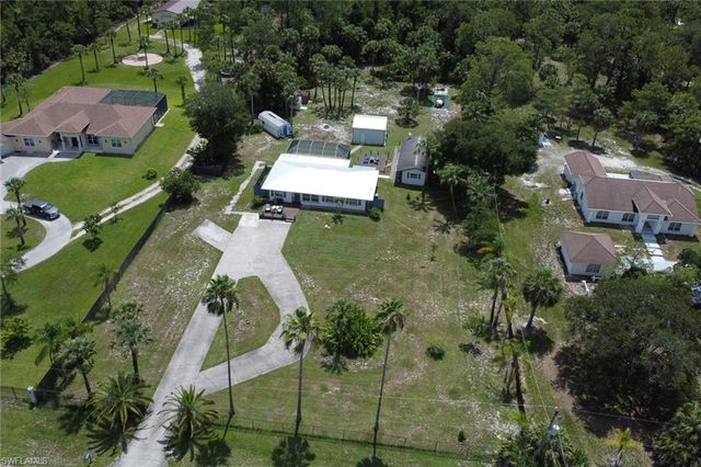 640 27th ST SW, Naples, FL 34117