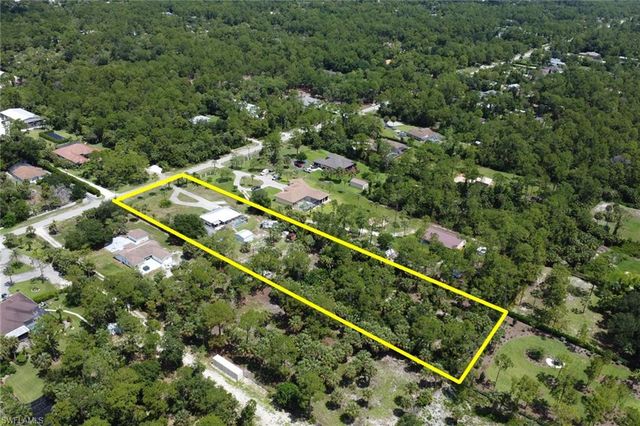 640 27th ST SW, Naples, FL 34117