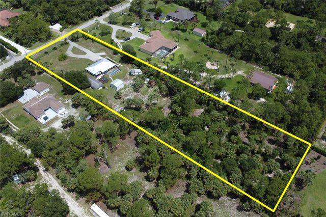 640 27th ST SW, Naples, FL 34117