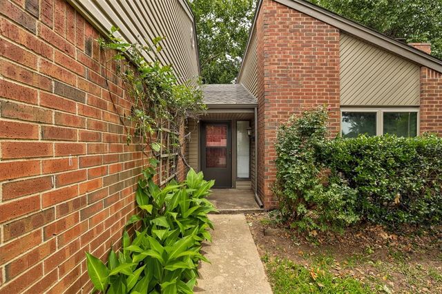 605 Springwood Street, Norman, OK 73072