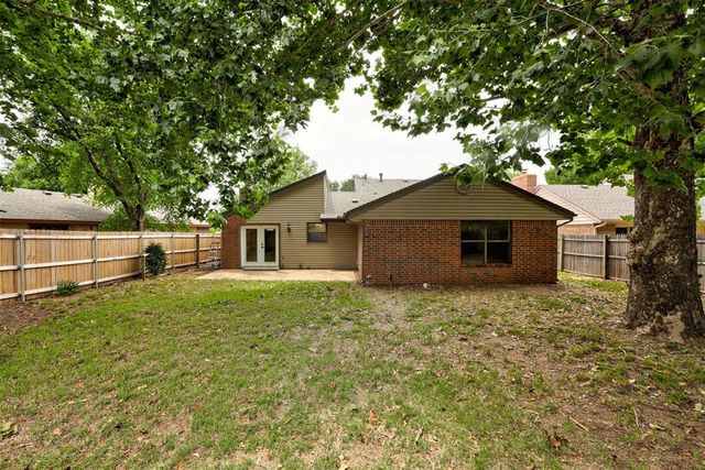 605 Springwood Street, Norman, OK 73072
