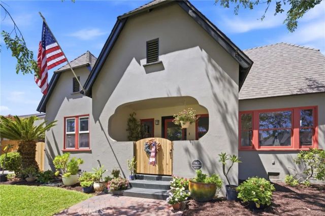 331 S Roosevelt, Pasadena, CA 91107