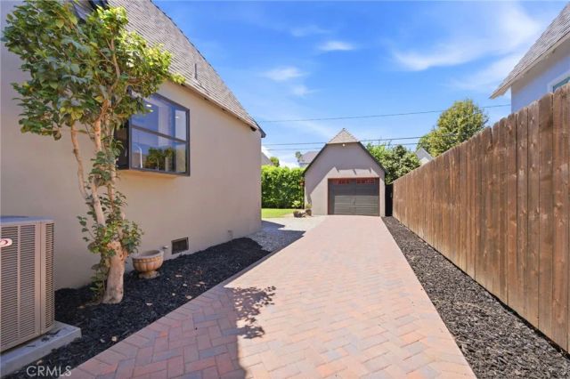 331 S Roosevelt, Pasadena, CA 91107